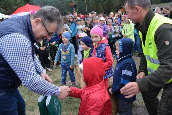Łyse: Ponad 280 osób wzięło udział w Rajdzie Rowerowym „Wolność jest w naturze” [17.09.015] - zdjęcie #114 - eOstroleka.pl