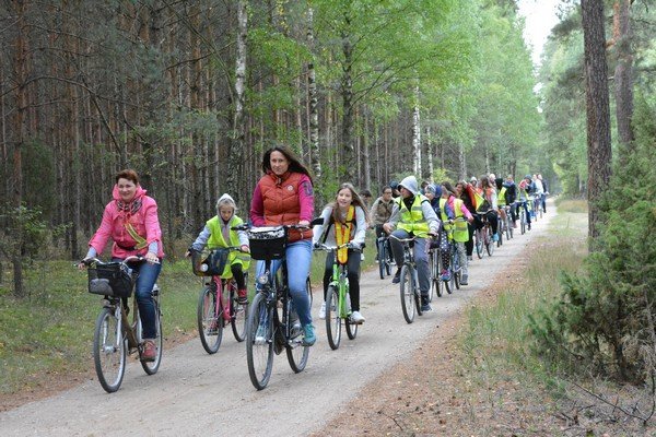 Łyse: Ponad 280 osób wzięło udział w Rajdzie Rowerowym „Wolność jest w naturze” [17.09.015] - zdjęcie #52 - eOstroleka.pl