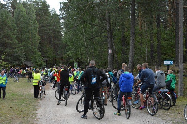 Łyse: Ponad 280 osób wzięło udział w Rajdzie Rowerowym „Wolność jest w naturze” [17.09.015] - zdjęcie #57 - eOstroleka.pl
