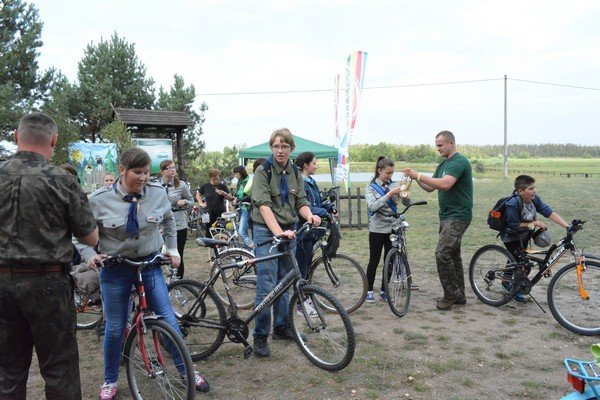 Łyse: Ponad 280 osób wzięło udział w Rajdzie Rowerowym „Wolność jest w naturze” [17.09.015] - zdjęcie #68 - eOstroleka.pl