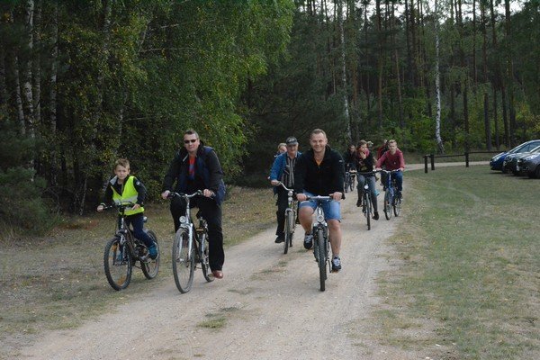 Łyse: Ponad 280 osób wzięło udział w Rajdzie Rowerowym „Wolność jest w naturze” [17.09.015] - zdjęcie #71 - eOstroleka.pl