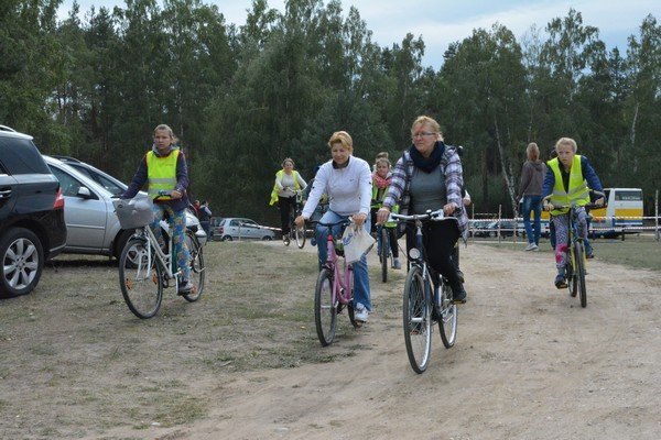 Łyse: Ponad 280 osób wzięło udział w Rajdzie Rowerowym „Wolność jest w naturze” [17.09.015] - zdjęcie #38 - eOstroleka.pl