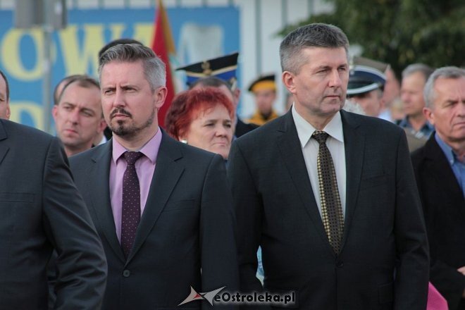 Ostrołęczanie uczcili pamięć ofiar II Wojny Światowej w 76. rocznicę zbrojnej agresji sowietów na Polskę [17.09.2015] - zdjęcie #6 - eOstroleka.pl