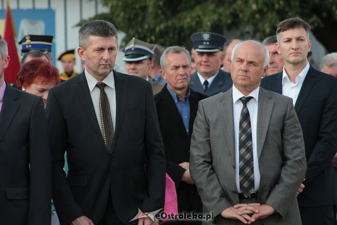 Ostrołęczanie uczcili pamięć ofiar II Wojny Światowej w 76. rocznicę zbrojnej agresji sowietów na Polskę [17.09.2015] - zdjęcie #5 - eOstroleka.pl