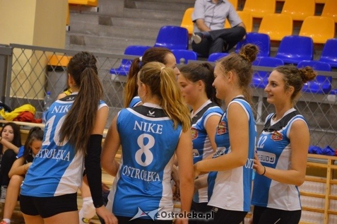Turniej Piłki Siatkowej Kobiet o Puchar Posła Arkadiusza Czartoryskiego [18.09.2015] - zdjęcie #29 - eOstroleka.pl