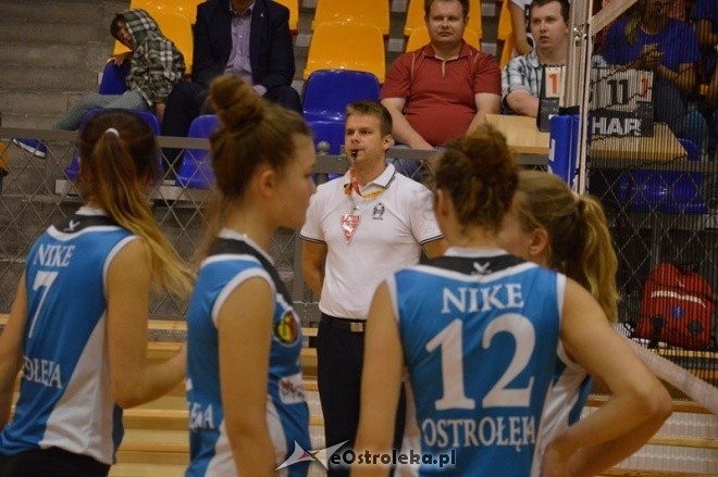 Turniej Piłki Siatkowej Kobiet o Puchar Posła Arkadiusza Czartoryskiego [18.09.2015] - zdjęcie #25 - eOstroleka.pl