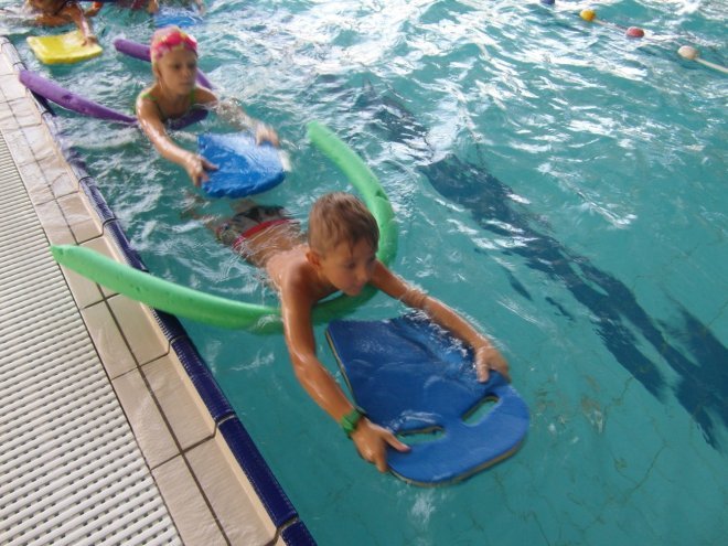 Ruszył program „Umiem Pływać” dla uczniów z Goworowa [18.09.2015] - zdjęcie #16 - eOstroleka.pl