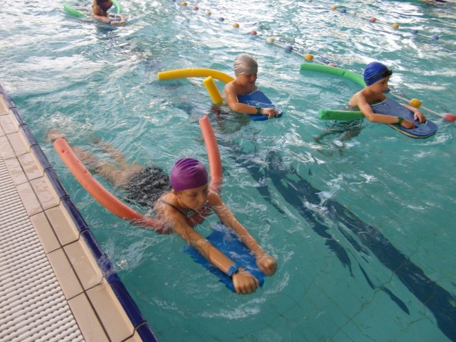 Ruszył program „Umiem Pływać” dla uczniów z Goworowa [18.09.2015] - zdjęcie #19 - eOstroleka.pl