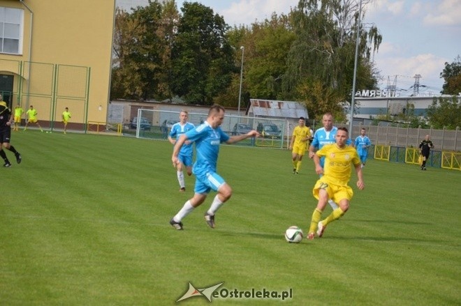Korona Ostrołęka - Wkra Sochocin [19.09.2015] - zdjęcie #39 - eOstroleka.pl