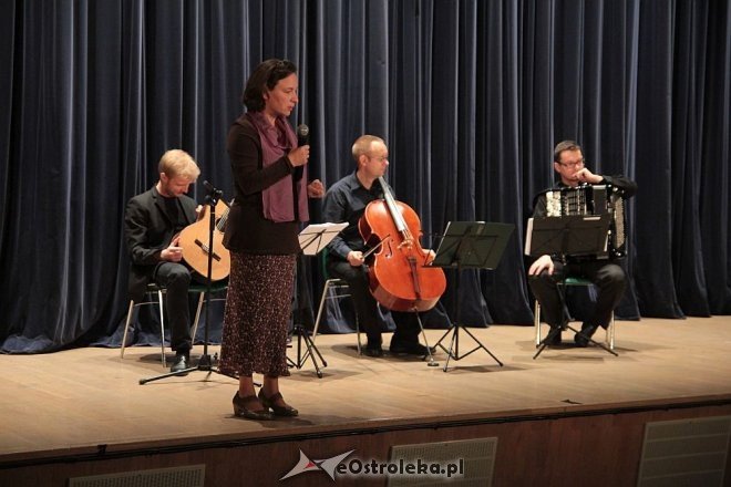 Spotkania z muzyką w OCK: „Podróż za jedną nutę” [23.09.2015] - zdjęcie #18 - eOstroleka.pl