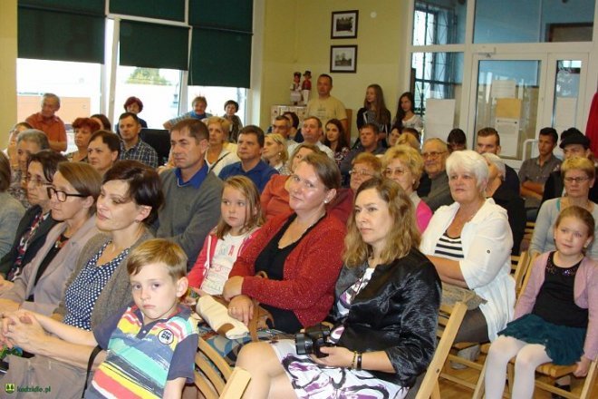 Koncert muzyki barokowej w kadzidlańskiej bibliotece [23.09.2015] - zdjęcie #36 - eOstroleka.pl