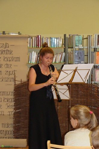 Koncert muzyki barokowej w kadzidlańskiej bibliotece [23.09.2015] - zdjęcie #13 - eOstroleka.pl