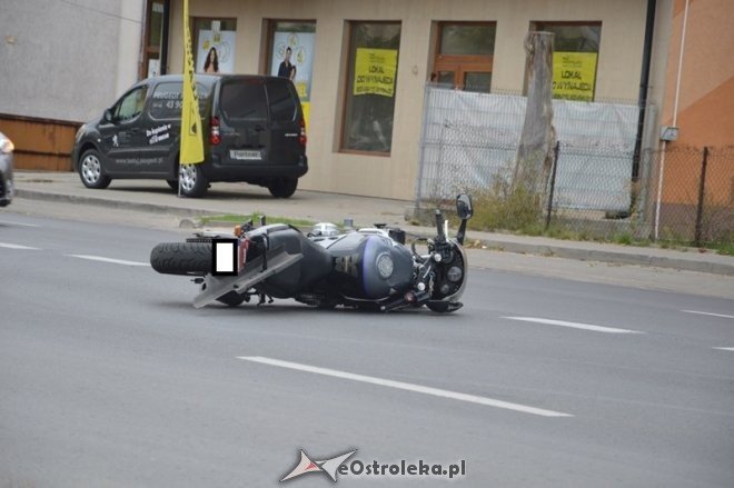 Wypadek na 11 Listopada: Ranny motocyklista zabrany do szpitala [24.09.2015] - zdjęcie #10 - eOstroleka.pl