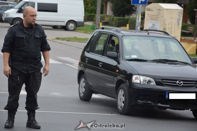 Wypadek na 11 Listopada: Ranny motocyklista zabrany do szpitala [24.09.2015] - zdjęcie #15 - eOstroleka.pl