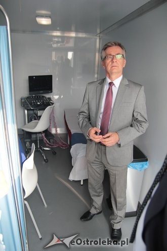 Mobilny gabinet USG w Łysych. Zainteresowanie bezpłatnymi badaniami jest ogromne [24.09.2015] - zdjęcie #1 - eOstroleka.pl