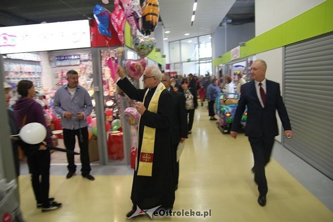Ostrołęka: Hala targowa przy Prądzyńskiego oficjalnie otwarta [26.09.2015] - zdjęcie #73 - eOstroleka.pl