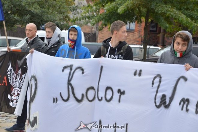 Protest przeciwko imigrantom [26.09.2015] - zdjęcie #21 - eOstroleka.pl