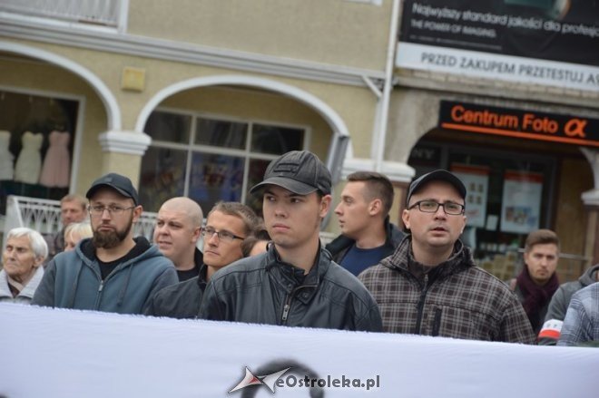 Protest przeciwko imigrantom [26.09.2015] - zdjęcie #36 - eOstroleka.pl