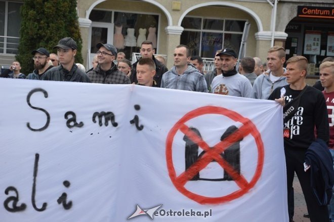 Protest przeciwko imigrantom [26.09.2015] - zdjęcie #55 - eOstroleka.pl