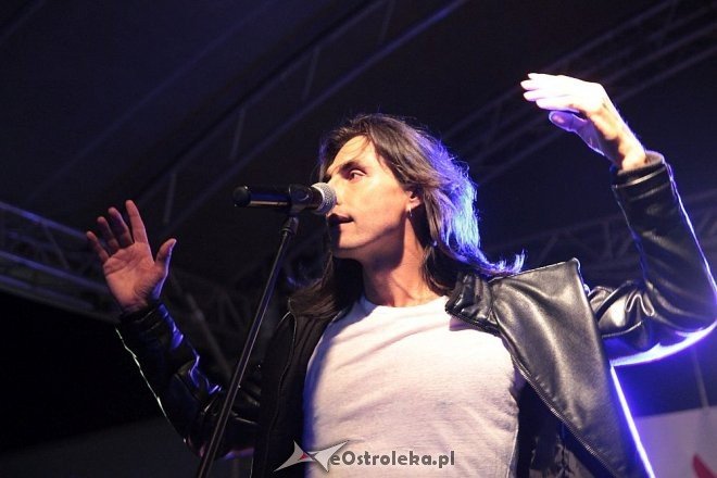 Tłumy fanów na koncercie Ivana Komarenko w nowej hali targowej Feniks [26.09.2015] - zdjęcie #45 - eOstroleka.pl