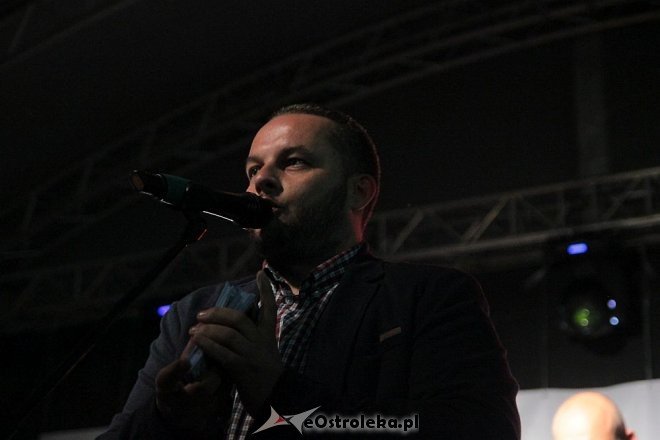 Tłumy fanów na koncercie Ivana Komarenko w nowej hali targowej Feniks [26.09.2015] - zdjęcie #10 - eOstroleka.pl