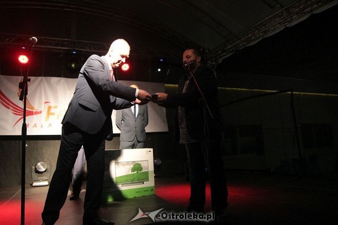 Tłumy fanów na koncercie Ivana Komarenko w nowej hali targowej Feniks [26.09.2015] - zdjęcie #8 - eOstroleka.pl