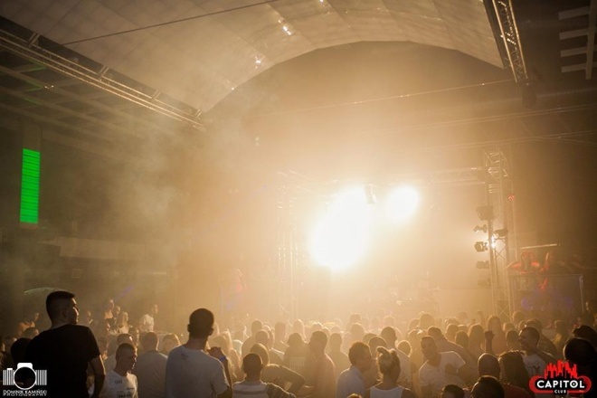 Clubbasse - Insane w Capitolu [25.09.2015] - zdjęcie #13 - eOstroleka.pl