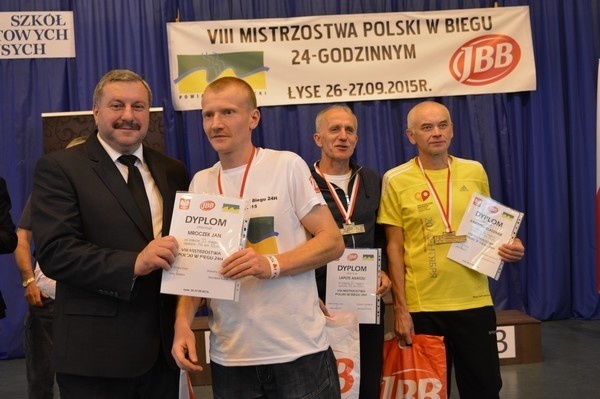 Mistrzostwa Polski w biegu 24-godzinnym [26-27.09.2015] - zdjęcie #29 - eOstroleka.pl
