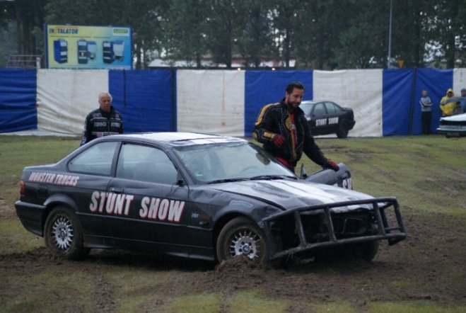 Monster truck stunt show (29.08.09) - zdjęcie #104 - eOstroleka.pl