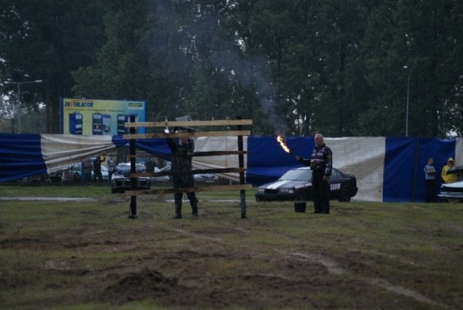 Monster truck stunt show (29.08.09) - zdjęcie #82 - eOstroleka.pl