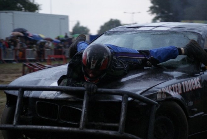 Monster truck stunt show (29.08.09) - zdjęcie #77 - eOstroleka.pl