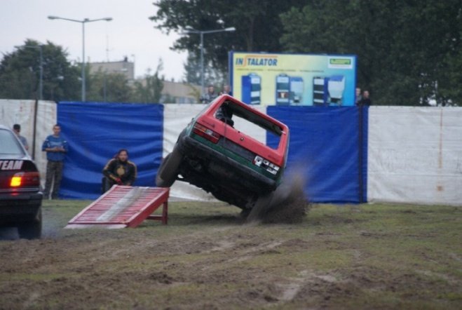 Monster truck stunt show (29.08.09) - zdjęcie #58 - eOstroleka.pl