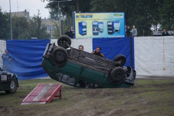 Monster truck stunt show (29.08.09) - zdjęcie #53 - eOstroleka.pl