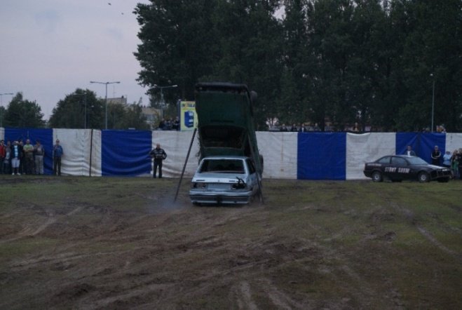 Monster truck stunt show (29.08.09) - zdjęcie #41 - eOstroleka.pl