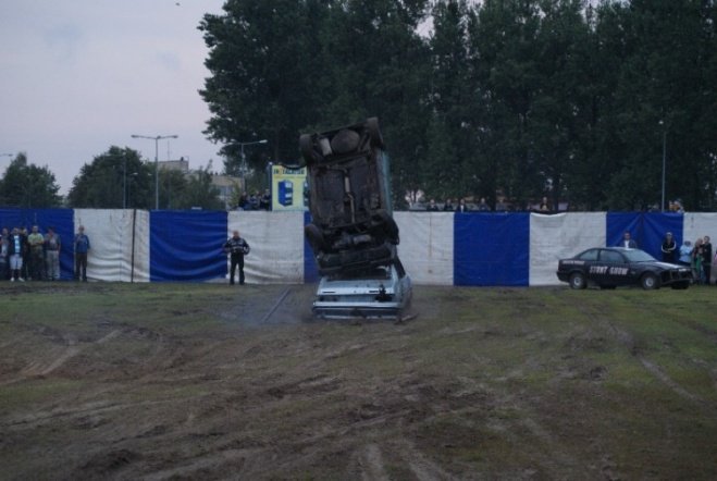 Monster truck stunt show (29.08.09) - zdjęcie #40 - eOstroleka.pl