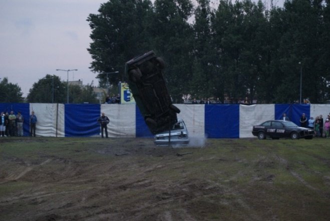 Monster truck stunt show (29.08.09) - zdjęcie #38 - eOstroleka.pl