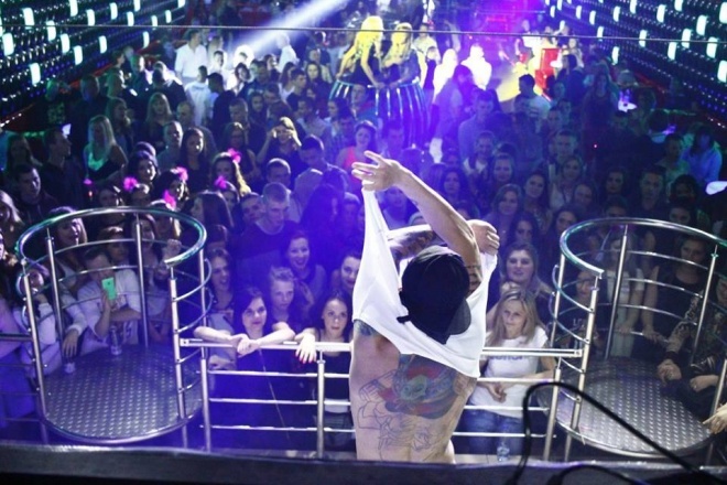 Noc Kobiet w Clubie Ibiza Zalesie i występ grupy Chippendales [26.09.2015] - zdjęcie #88 - eOstroleka.pl