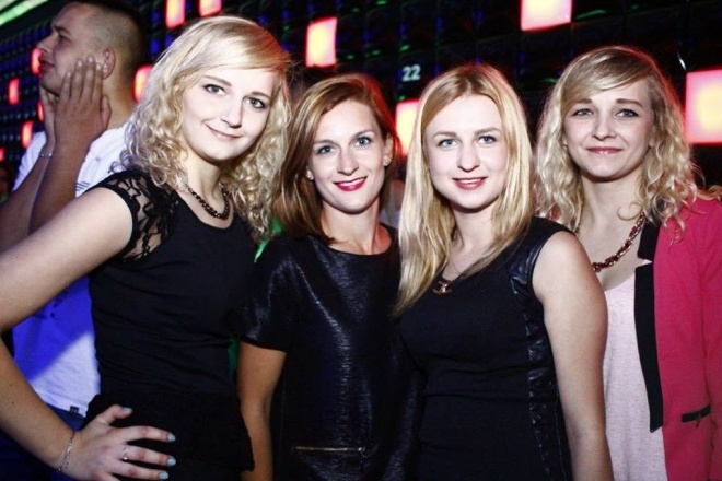 Noc Kobiet w Clubie Ibiza Zalesie i występ grupy Chippendales [26.09.2015] - zdjęcie #25 - eOstroleka.pl