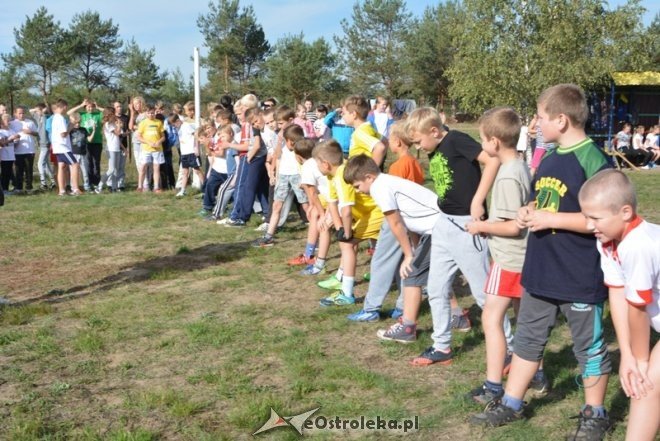 Kunin: Eliminacje gminne goworowskich szkół w biegach przełajowych [02.10.2015] - zdjęcie #13 - eOstroleka.pl