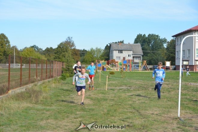 Kunin: Eliminacje gminne goworowskich szkół w biegach przełajowych [02.10.2015] - zdjęcie #50 - eOstroleka.pl