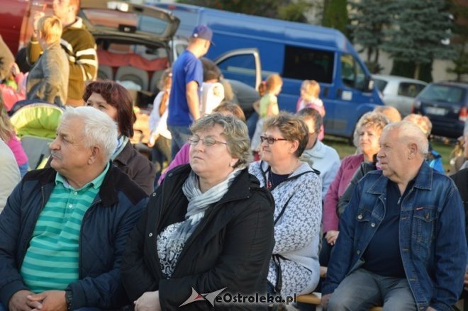 Pieczenie ziemniaka z Radą Osiedla Centrum [03.10.2015] - zdjęcie #24 - eOstroleka.pl