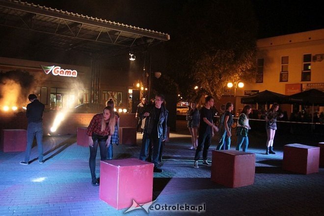Spektakl Numb po raz drugi na scenie przy Kupcu [04.10.2015] - zdjęcie #79 - eOstroleka.pl