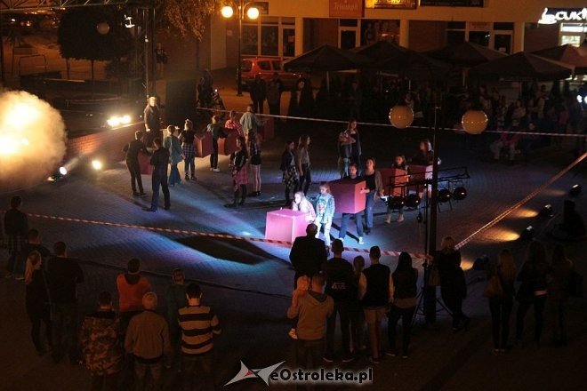 Spektakl Numb po raz drugi na scenie przy Kupcu [04.10.2015] - zdjęcie #3 - eOstroleka.pl