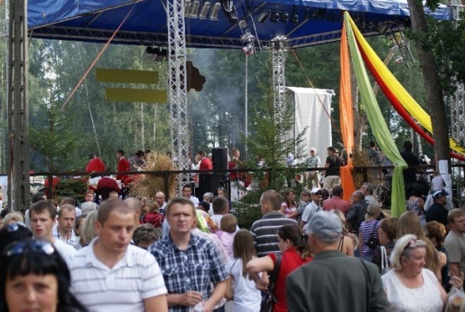 32 Miodobranie kurpiowskie (30.08.09) - zdjęcie #13 - eOstroleka.pl