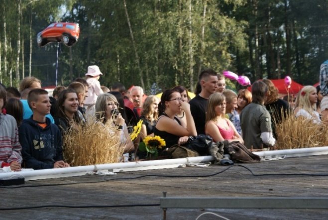 32 Miodobranie kurpiowskie (30.08.09) - zdjęcie #4 - eOstroleka.pl