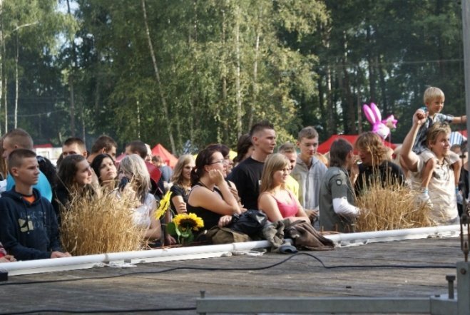 32 Miodobranie kurpiowskie (30.08.09) - zdjęcie #1 - eOstroleka.pl