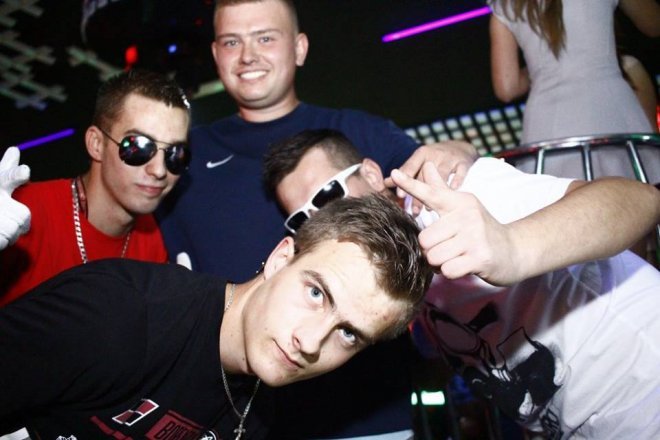 Urodzinowe party DJ John B-Day w Clubie Ibiza Zalesie [06.10.2015] - zdjęcie #8 - eOstroleka.pl
