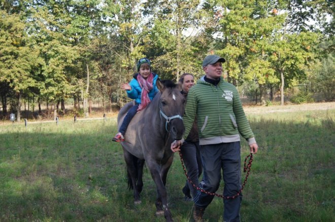 Przedszkolaki z Olszewa-Borek odwiedziły swoich kolegów z Zabiela Wielkiego [06.10.2015] - zdjęcie #41 - eOstroleka.pl