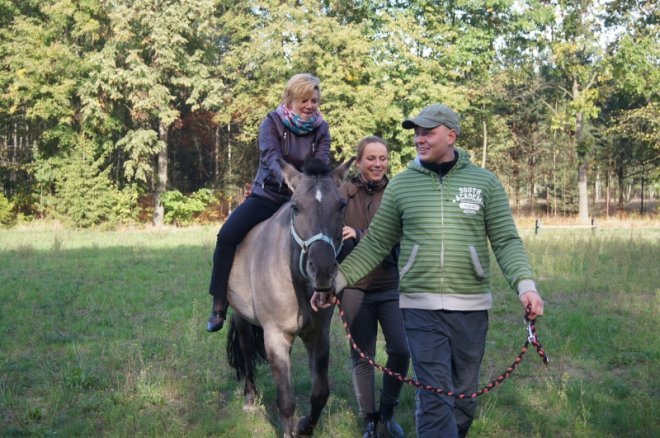 Przedszkolaki z Olszewa-Borek odwiedziły swoich kolegów z Zabiela Wielkiego [06.10.2015] - zdjęcie #39 - eOstroleka.pl