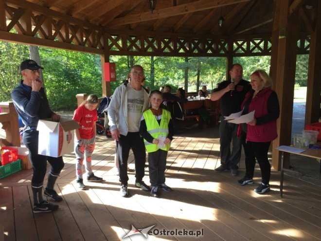Jesienny Rodzinny Rajd Rowerowy w Olszewo-Borkach [08.10.2015] - zdjęcie #10 - eOstroleka.pl
